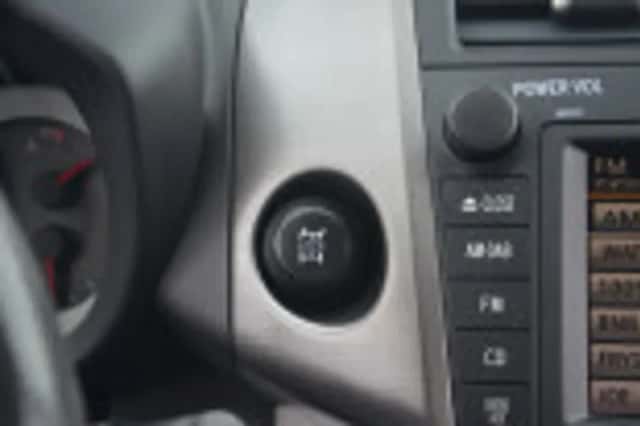Toyota RAV4 (2012) thumbnail 58