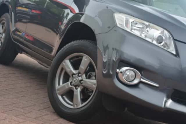 Toyota RAV4 (2012) thumbnail 76
