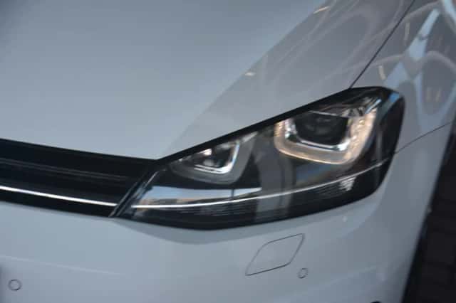Volkswagen Golf (2015) thumbnail 54