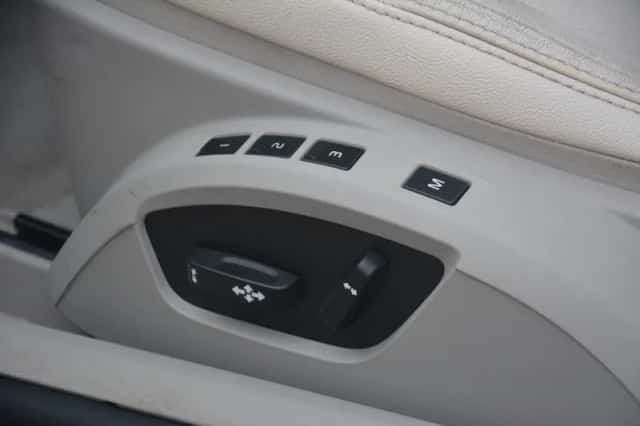Volvo C70 (2008) thumbnail 17