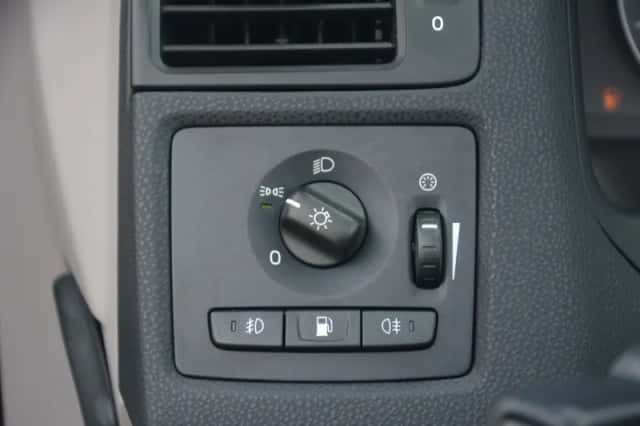 Volvo C70 (2008) thumbnail 30