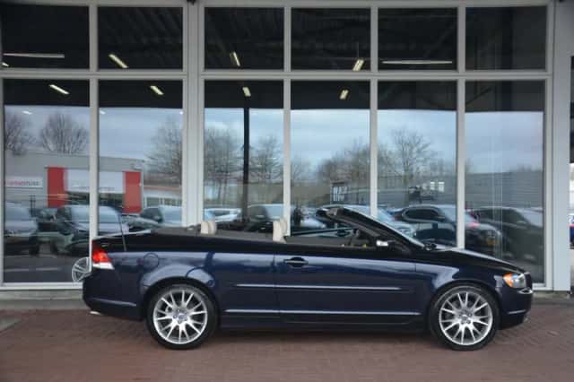 Volvo C70 (2008) thumbnail 33
