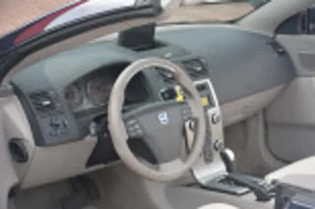 Volvo C70 (2008) thumbnail 50