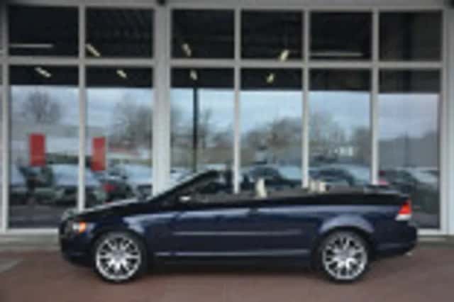 Volvo C70 (2008) thumbnail 69