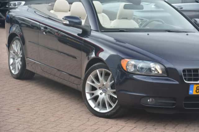 Volvo C70 (2008) thumbnail 10