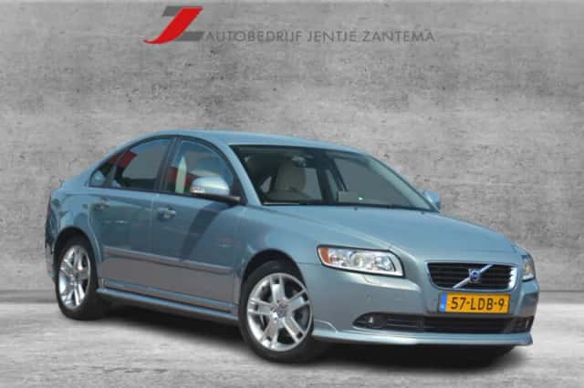 Volvo S40 (2010) thumbnail 2