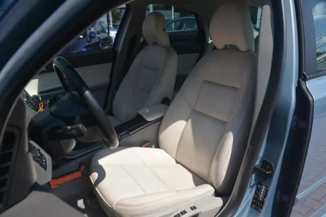 Volvo S40 (2010) thumbnail 13