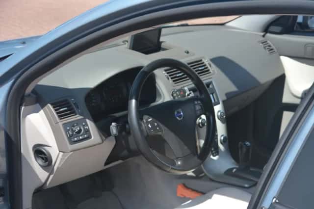 Volvo S40 (2010) thumbnail 14