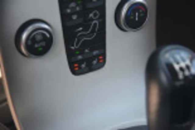 Volvo S40 (2010) thumbnail 46