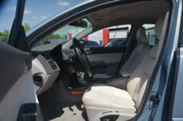 Volvo S40 (2010) thumbnail 6