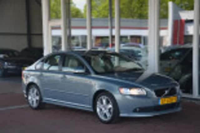Volvo S40 (2010) thumbnail 53