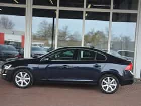 Volvo S60 (2017) thumbnail 38