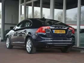 Volvo S60 (2017) thumbnail 41