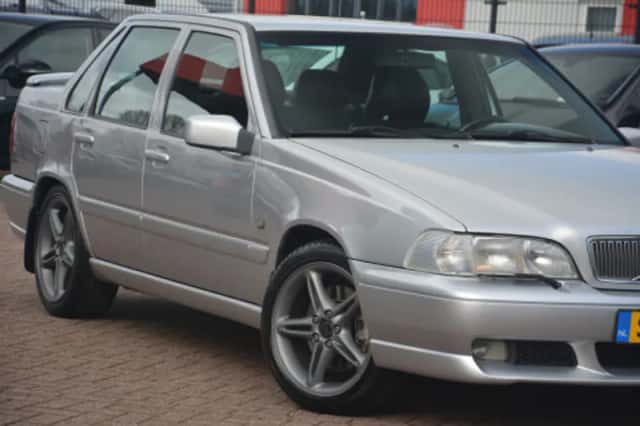 Volvo S70 (1997) thumbnail 3