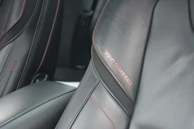 Volvo V40 (2015) thumbnail 15