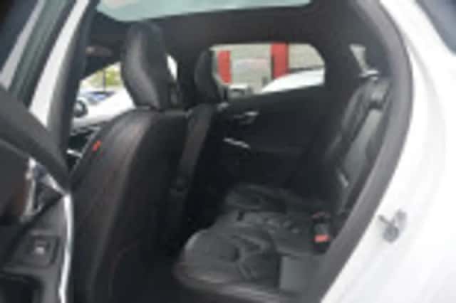 Volvo V40 (2015) thumbnail 52