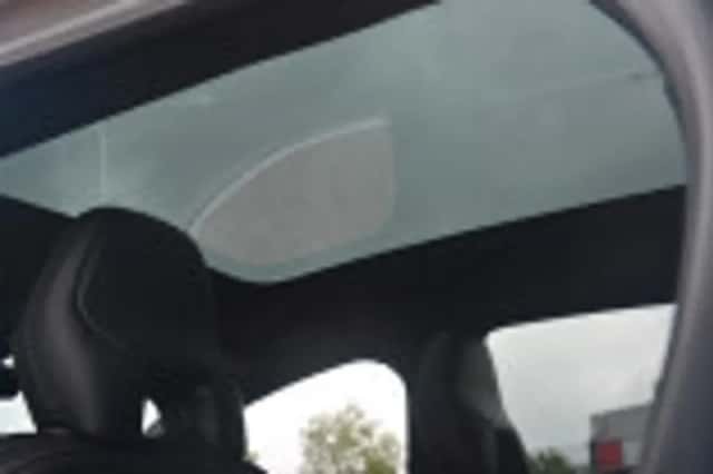 Volvo V40 (2015) thumbnail 53