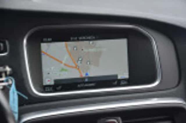 Volvo V40 (2015) thumbnail 57