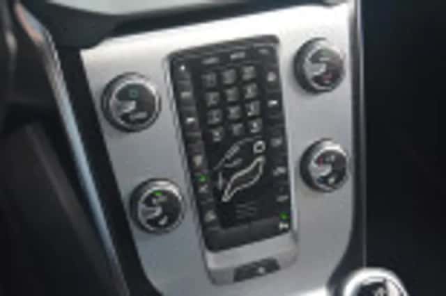 Volvo V40 (2015) thumbnail 58
