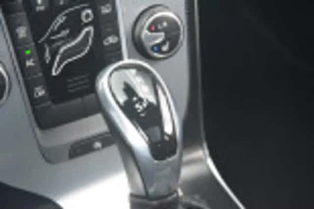Volvo V40 (2015) thumbnail 59