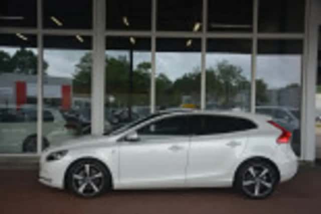 Volvo V40 (2015) thumbnail 68