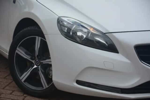 Volvo V40 (2015) thumbnail 81