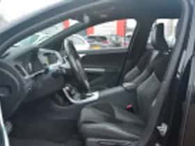 Volvo V60 (2015) thumbnail 51