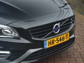 Volvo V60 (2015) thumbnail 88