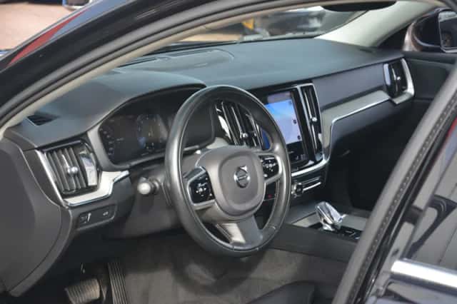 Volvo V60 (2020) thumbnail 17