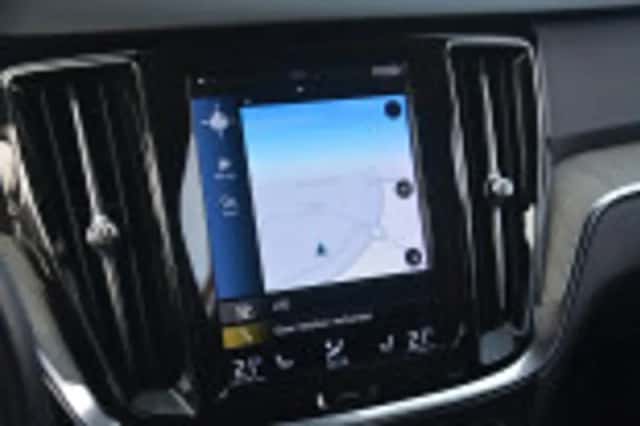 Volvo V60 (2020) thumbnail 80