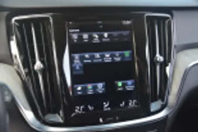 Volvo V60 (2020) thumbnail 81