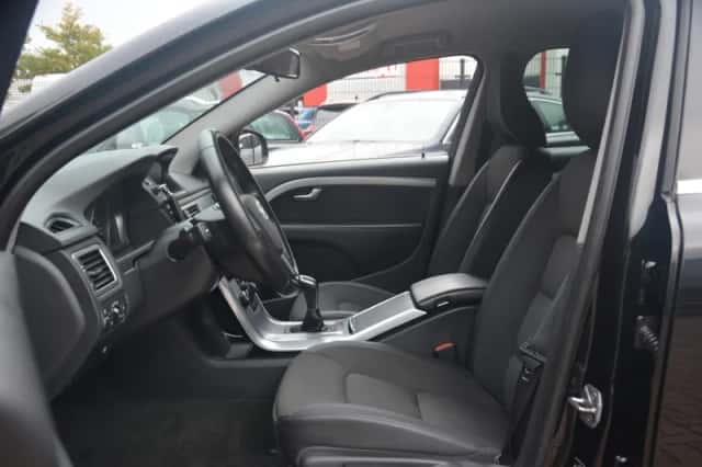 Volvo V70 (2015) thumbnail 11