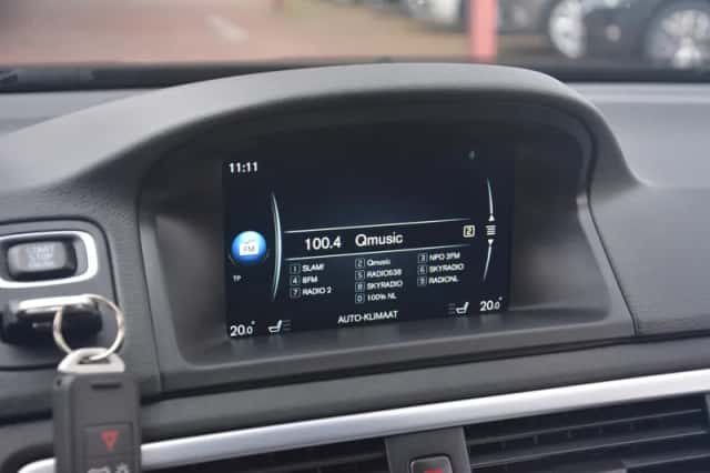 Volvo V70 (2015) thumbnail 21