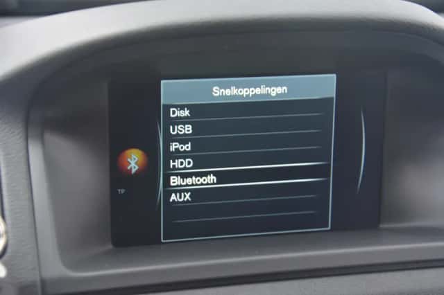 Volvo V70 (2015) thumbnail 22
