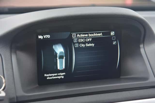 Volvo V70 (2015) thumbnail 23
