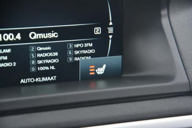 Volvo V70 (2015) thumbnail 24