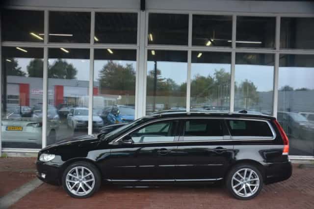 Volvo V70 (2015) thumbnail 32