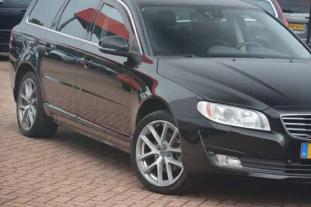 Volvo V70 (2015) thumbnail 75