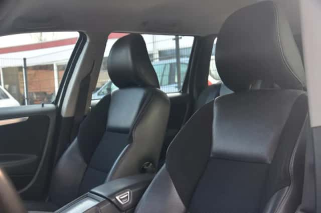 Volvo V70 (2007) thumbnail 11