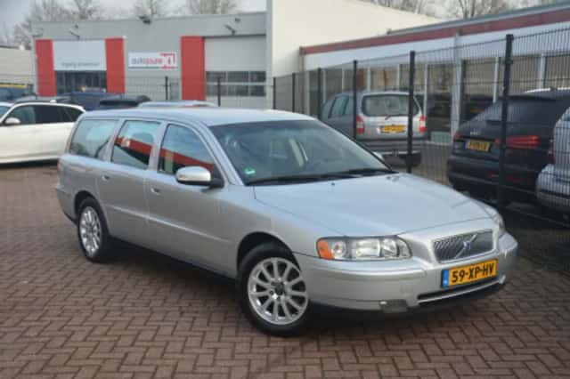 Volvo V70 (2007) thumbnail 3