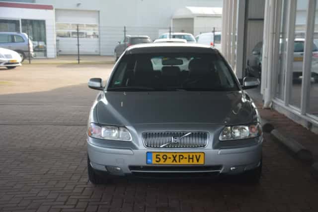Volvo V70 (2007) thumbnail 24
