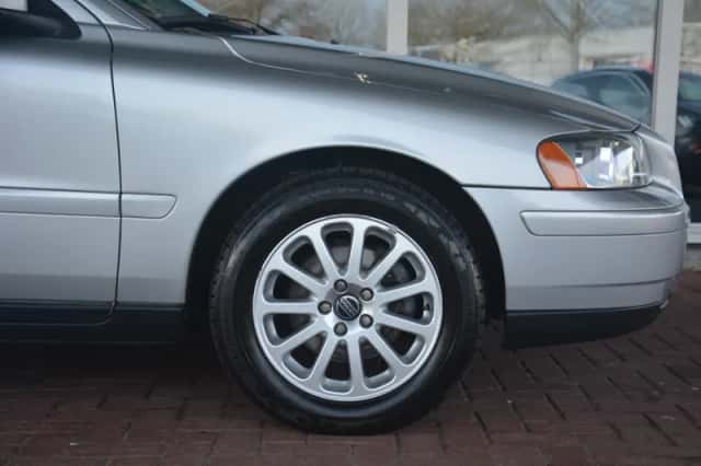 Volvo V70 (2007) thumbnail 25