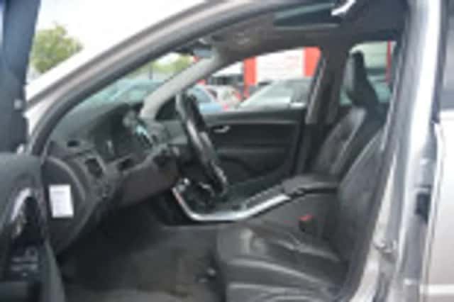 Volvo V70 (2014) thumbnail 43
