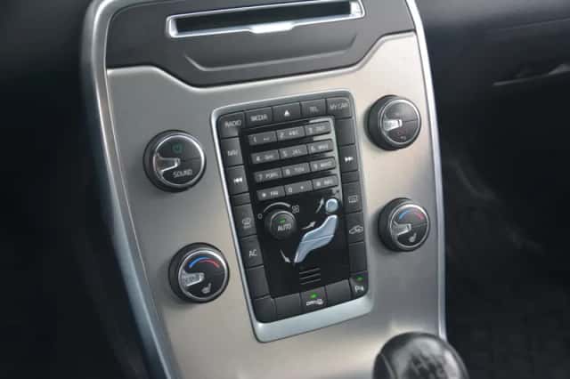 Volvo V70 (2013) thumbnail 18