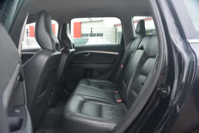 Volvo V70 (2013) thumbnail 23