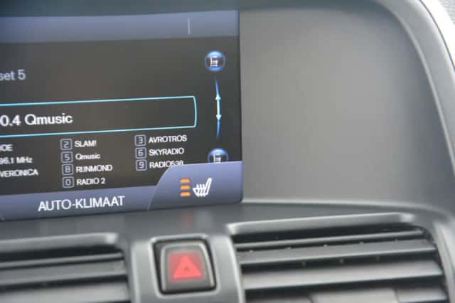Volvo XC60 (2012) thumbnail 23