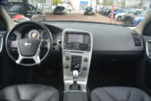 Volvo XC60 (2012) thumbnail 55