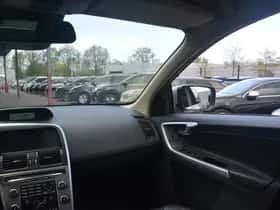 Volvo XC60 thumbnail 18