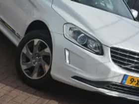 Volvo XC60 (2014) thumbnail 4
