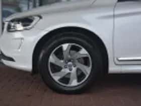 Volvo XC60 (2014) thumbnail 95